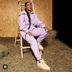 *NEW* Ivy Park Cropped Hoodie